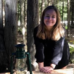 Meet your Posher, Leah